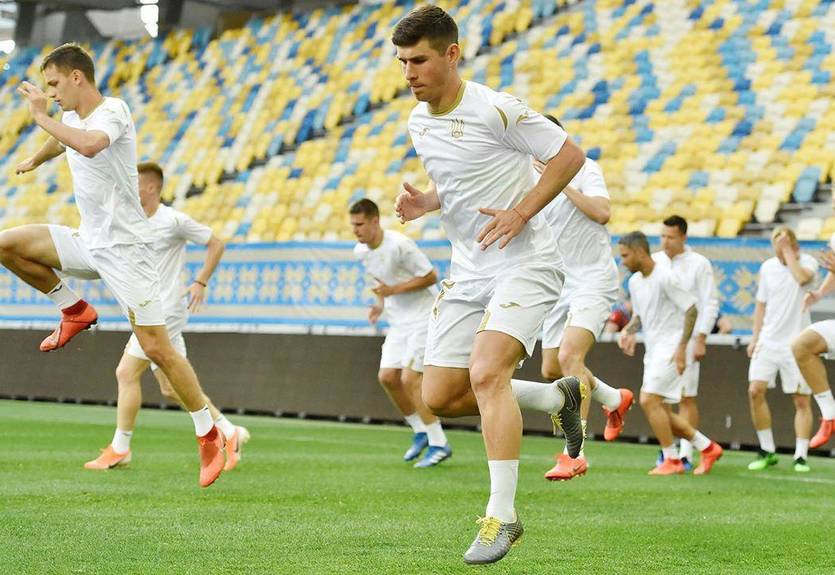 Сборная Украины провела открытую тренировку на Арене Львов