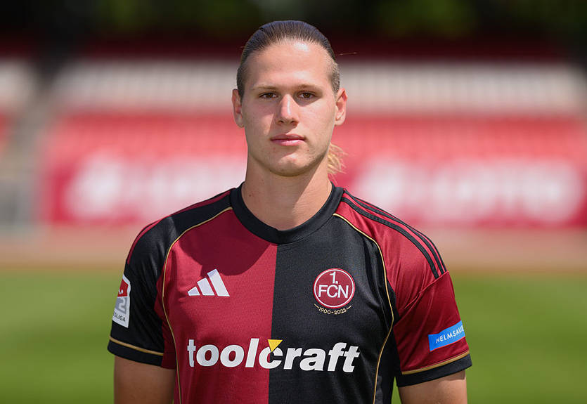 Степанов відзначився першим голом у професійному футболі