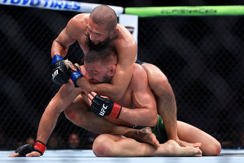 Чимаев победил Дю Плесси / Getty Images