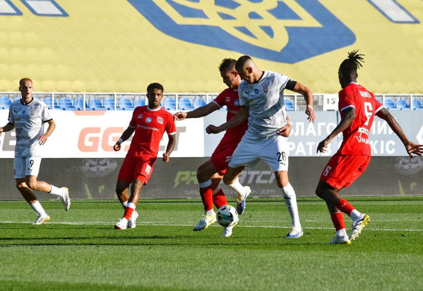 Кривбас переміг Зорю у гольовій феєрії