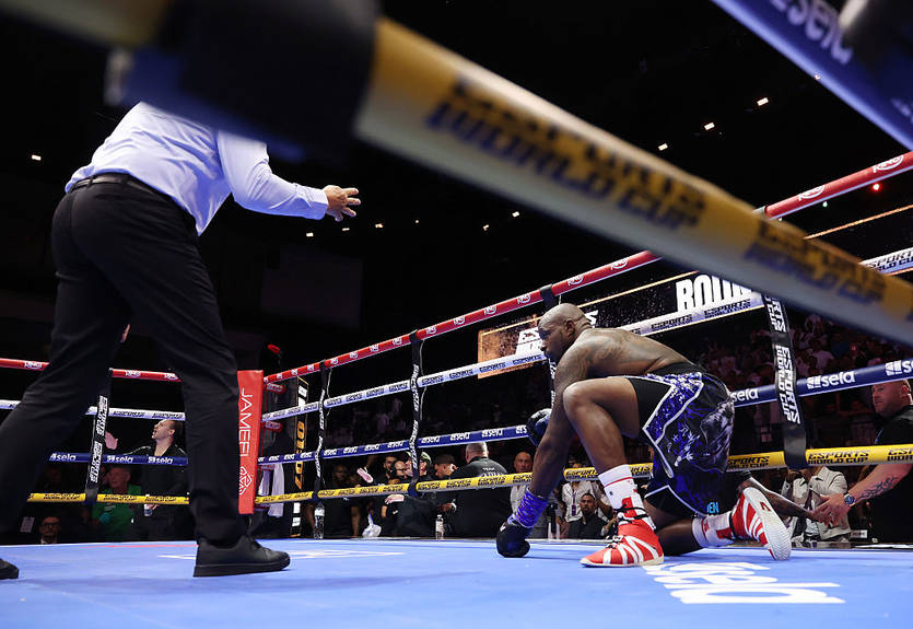 Тренер Уайта назвал причину быстрого поражения в бою с Итаумой