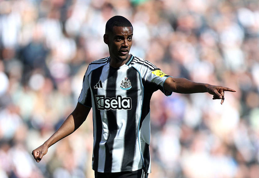 Ньюкасл сделал заявление после публичных обвинений Исака