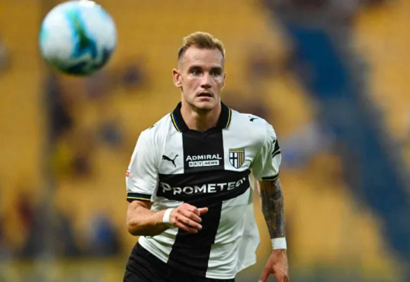 Парма втратила новачка через тиждень після підписання