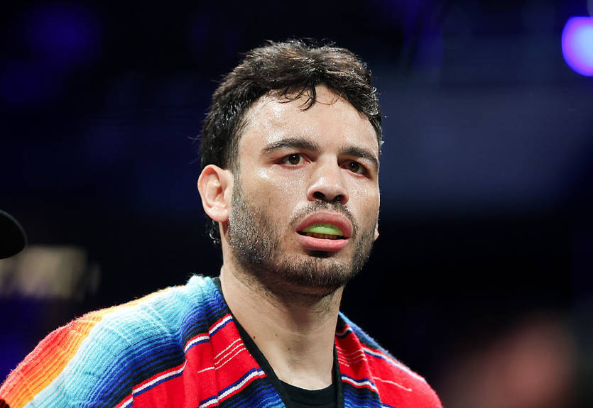 Экс-чемпион мира оказался за решеткой в Мексике после депортации из США