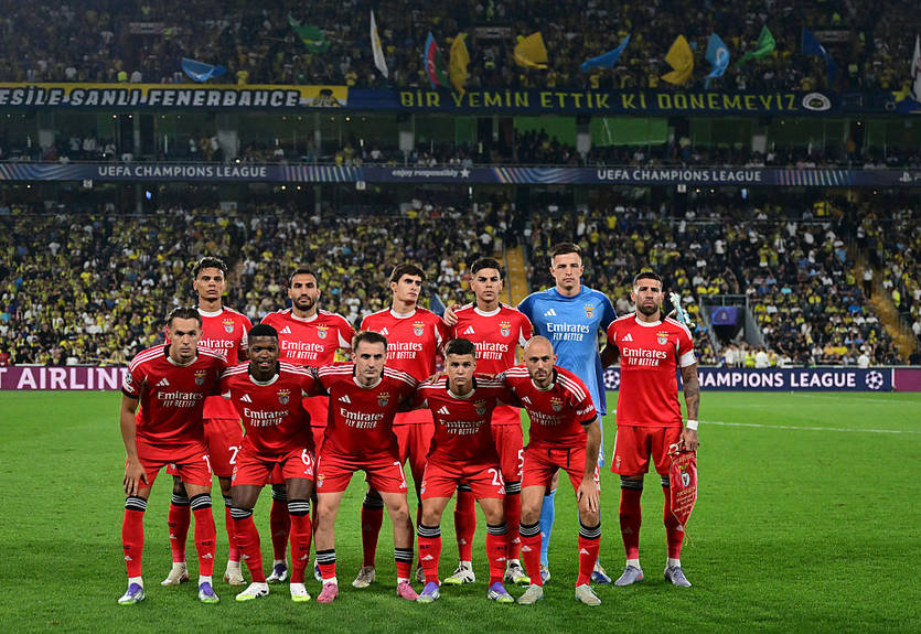 Бенфіка з Трубіним утримала у меншості нічию з Фенербахче в кваліфікації Ліги чемпіонів Бенфіка з Трубіним утримала у меншості нічию з Фенербахче в кваліфікації Ліги чемпіонів