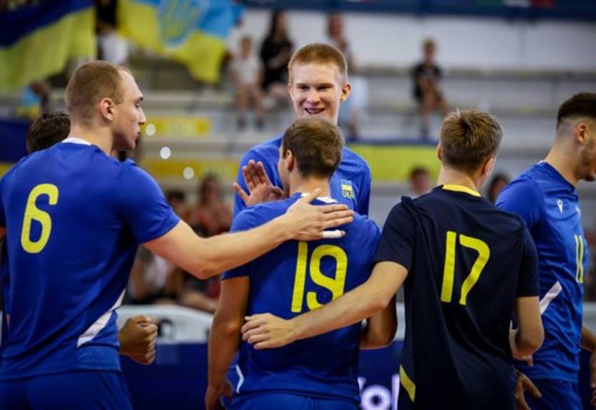 Молодежная сборная Украины по волейболу добыла первую победу на ЧМ-2025