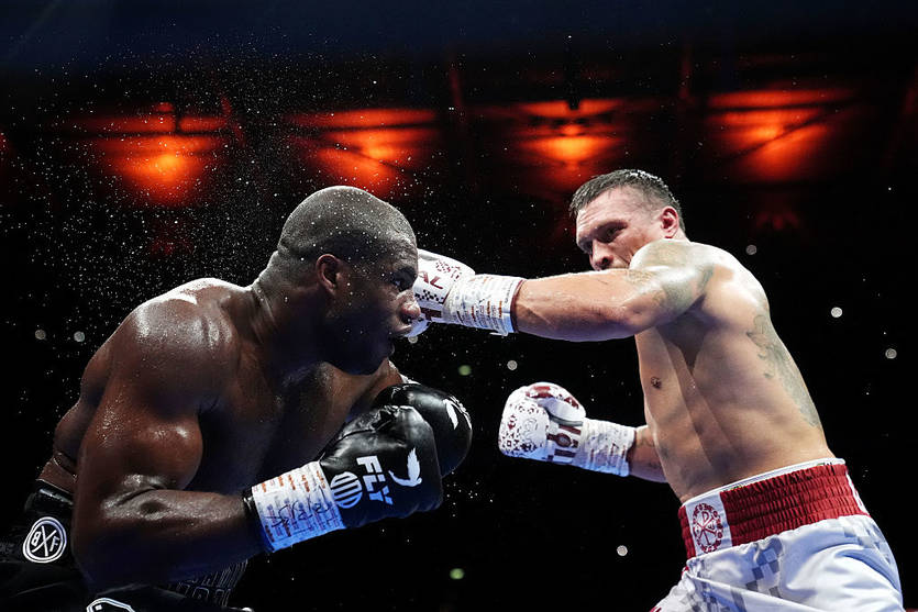 Дюбуа уступил Усику / Getty Images