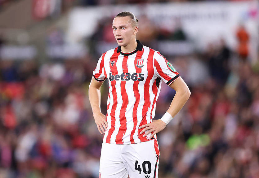 Таловєров невдало дебютував за Сток Сіті - захисник отримав оцінку за матч