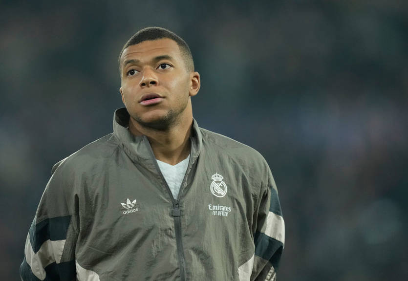 Дешам прояснил ситуацию с капитаном в сборной Франции