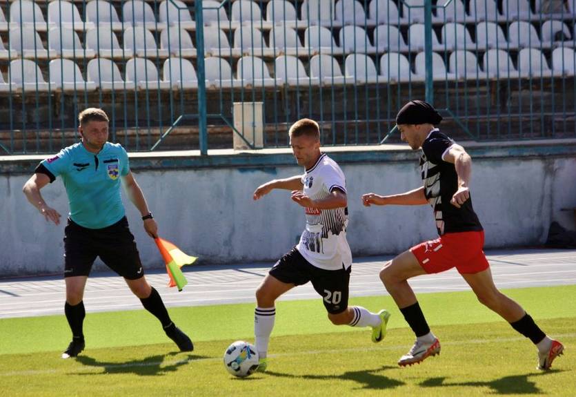 Заря разгромила Полтаву на старте тура УПЛ