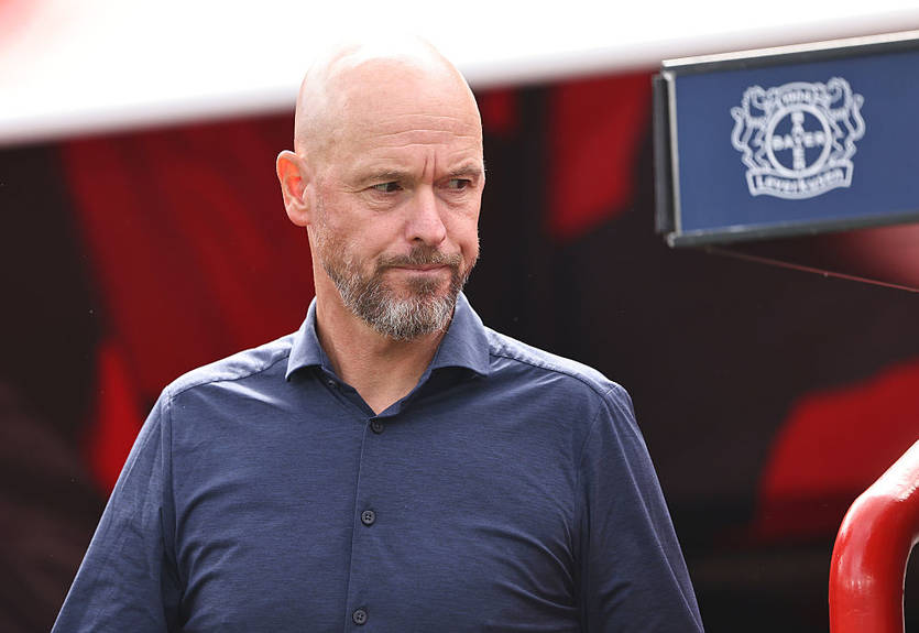 Байер может уволить тен Гага всего через несколько официальных матчей