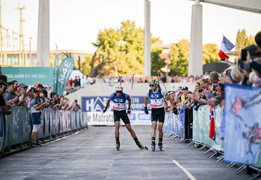 Фийон-Майе курьезно на финише проиграл выставочную гонку