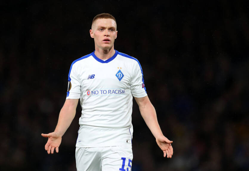 Испанский гранд следит за игрой Цыганкова - источник Испанский гранд следит за игрой Цыганкова - источник