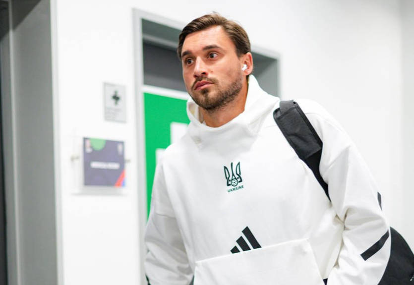 Ребров викликав до збірної воротаря замість Луніна