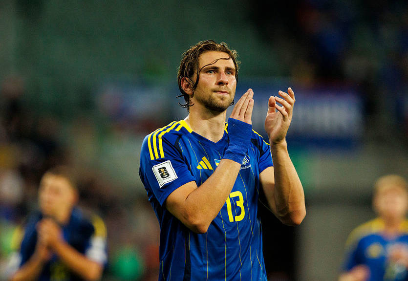 "Играли увереннее, имели моменты": Забарный сравнил таймы в матче с Францией