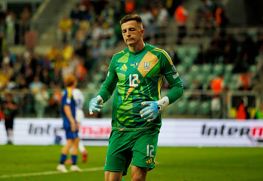 "Продолжаем бороться": Трубин отреагировал на поражение от Франции "Продолжаем бороться": Трубин отреагировал на поражение от Франции