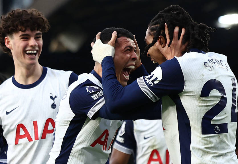 Английский клуб отклонил два предложения о своей продаже