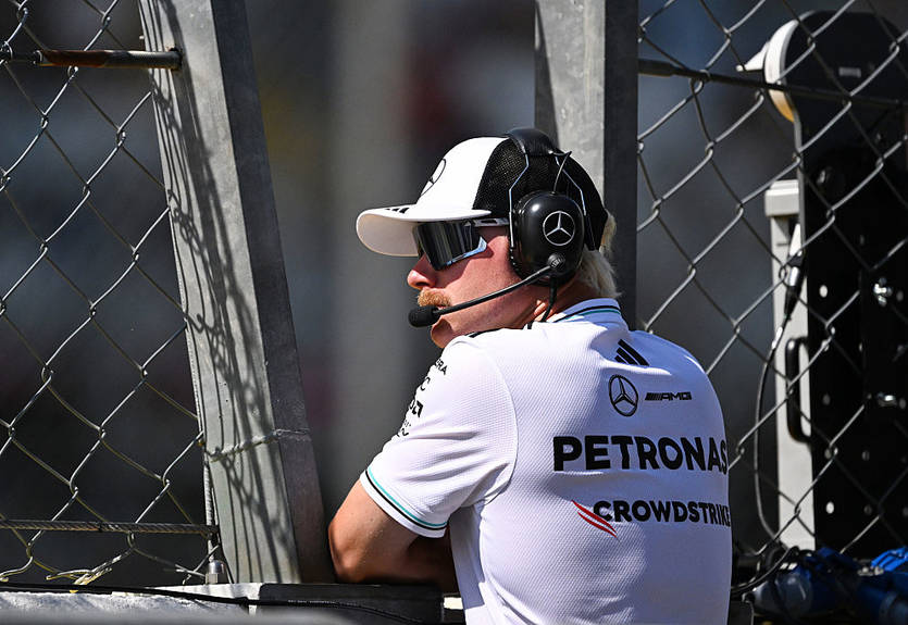 Мерседес запретил Боттасу участвовать в тестах в новой команде