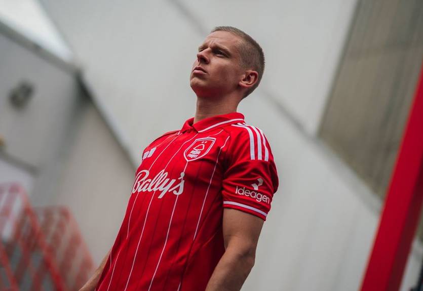 Ноттингем Форест официально презентовал Зинченко