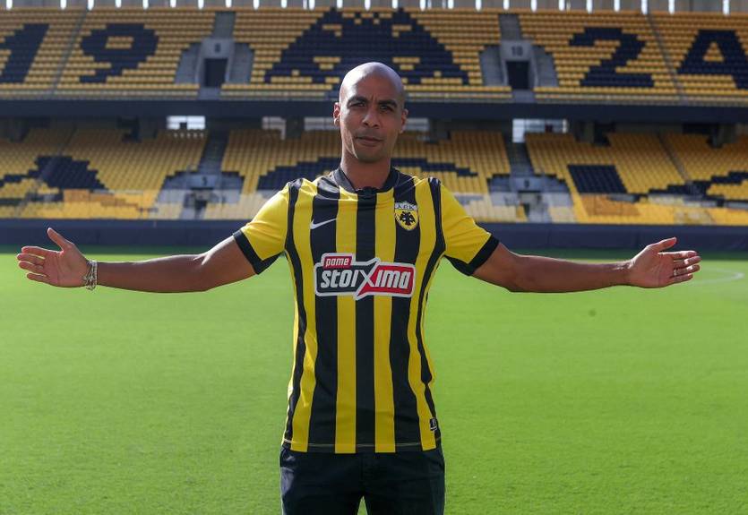 Чемпион Европы-2016 перебрался в Грецию