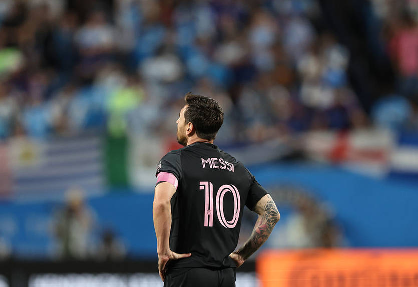 Интер Майами с пижонским пенальти Месси разгромно уступил Шарлотту