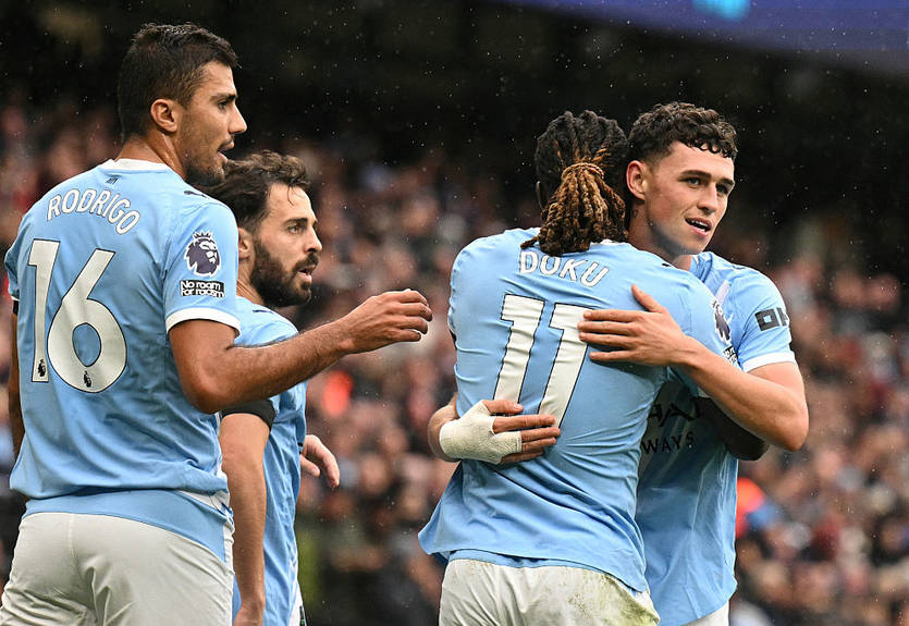 Манчестер Сіті легко впорався з Манчестер Юнайтед у дербі Манчестер Сіті легко впорався з Манчестер Юнайтед у дербі