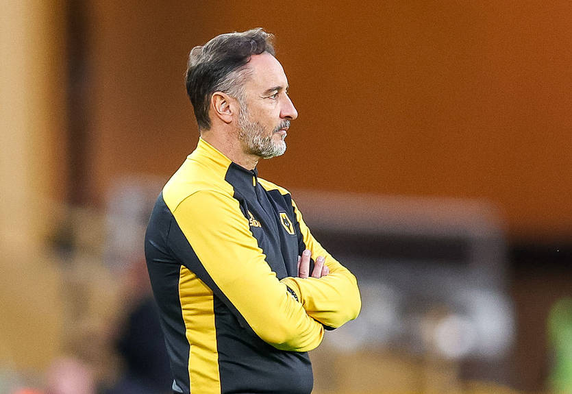 Аутсайдер АПЛ неожиданно продлил контракт с тренером Аутсайдер АПЛ неожиданно продлил контракт с тренером