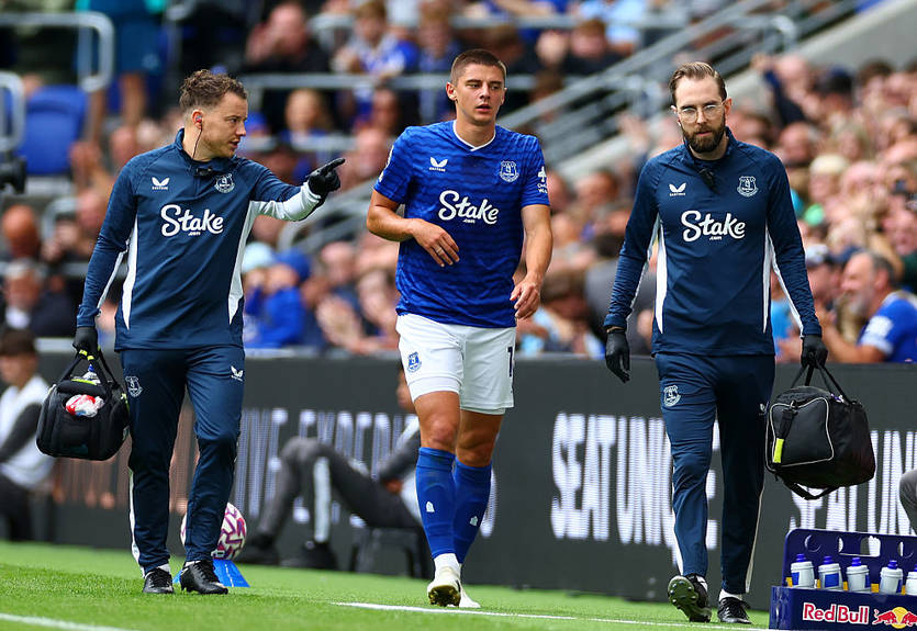 Мойес рассказал, сыграет ли Миколенко в дерби