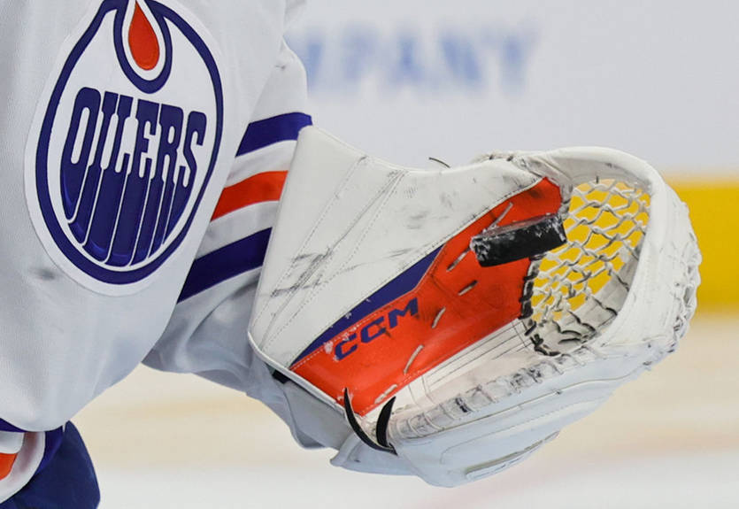 Эдмонтон показал олдскульную форму на новый сезон НХЛ Эдмонтон показал олдскульную форму на новый сезон НХЛ