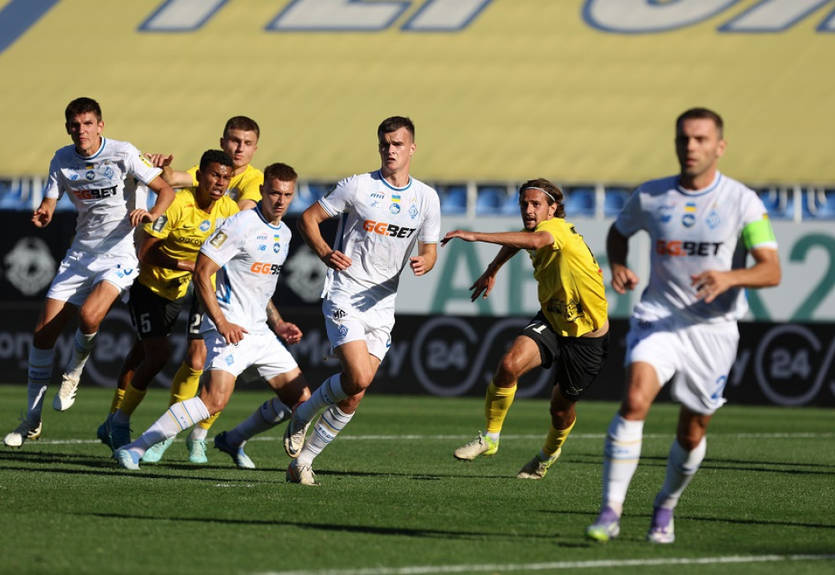 Александрия со сверхбыстрым и поздним голами отобрала очки у Динамо Александрия со сверхбыстрым и поздним голами отобрала очки у Динамо