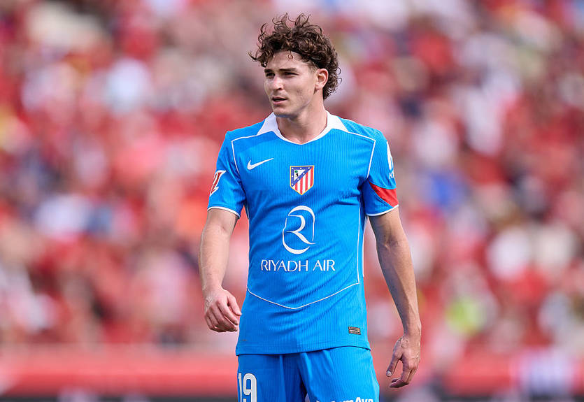 Барселона і Ліверпуль поборються за зірку Атлетіко