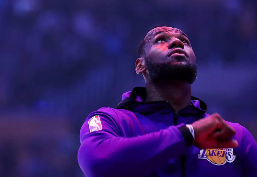 ЛеБрон - самый высокооплачиваемый баскетболист