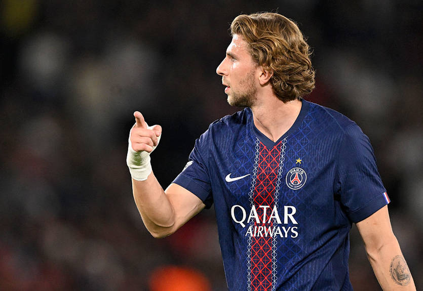 Забарный оформил дебютный гол за ПСЖ