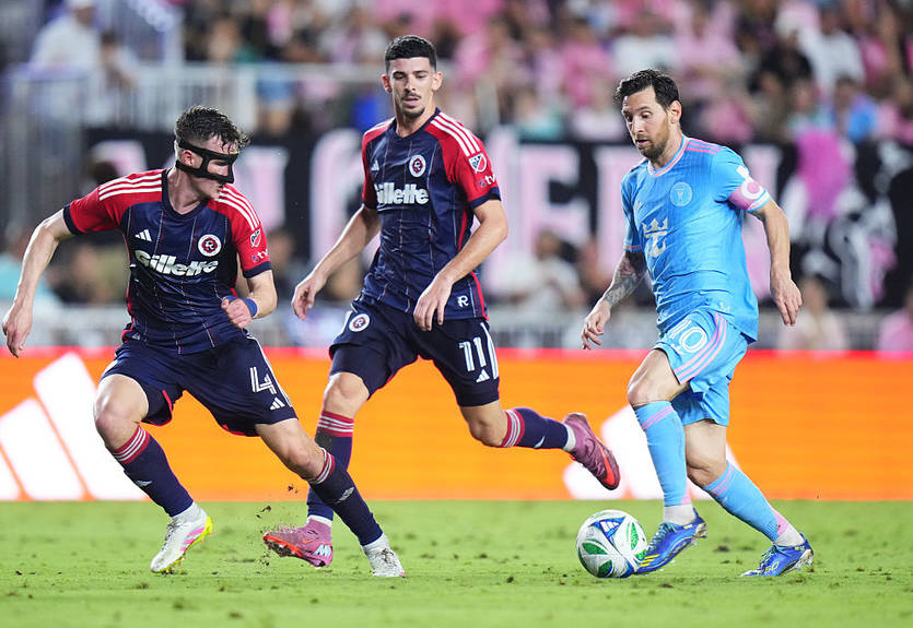 Интер Майами с ассистентским хет-триком Месси и дублем Альбы разгромил соперника