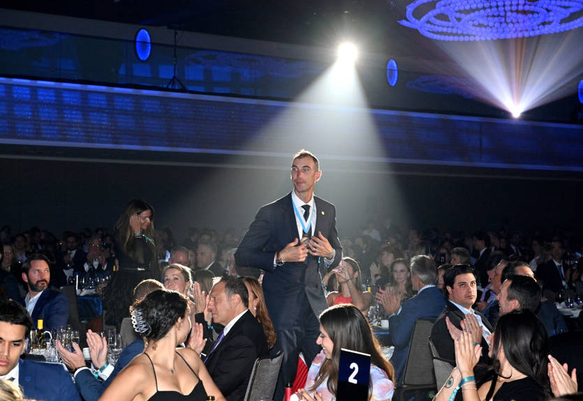 Бостон выведет из обращения номер обладателя Кубка Стэнли