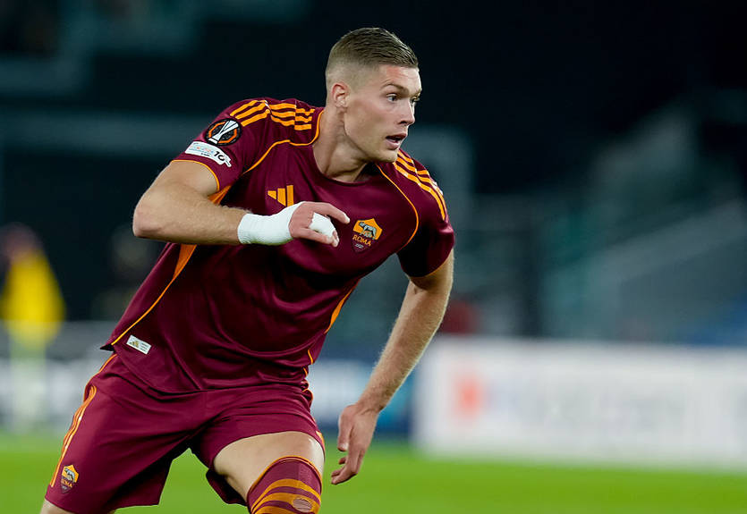 Украинский форвард Довбик может перейти в Турцию