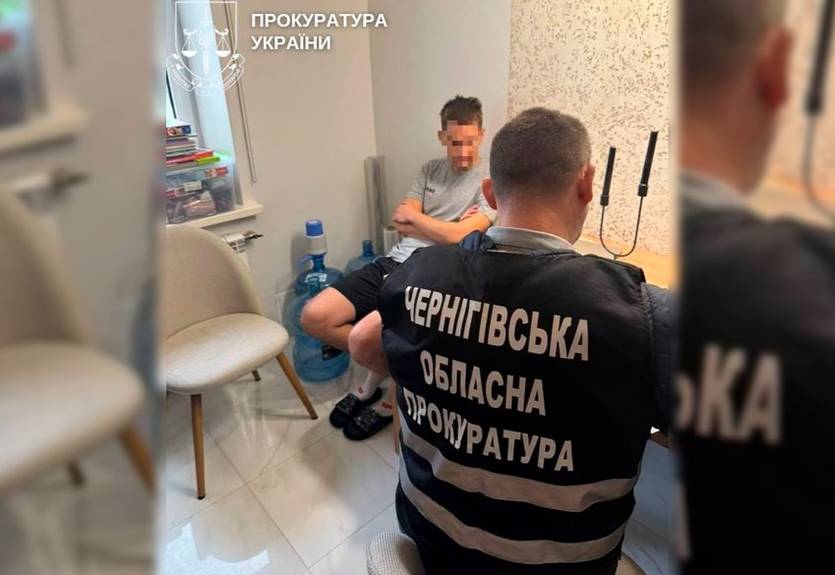 Директора українського клубу підозрюють у незаконному бронюванні футболістів