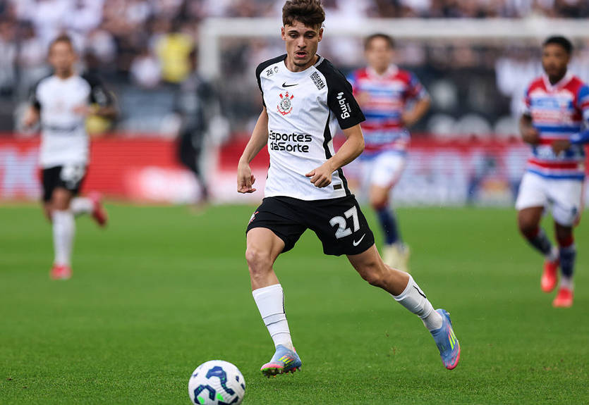 Манчестер Юнайтед хочет зимой подписать бразильского таланта