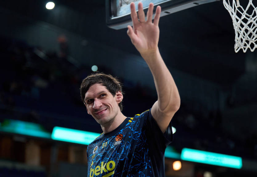 Марьянович: Я ниже Вембаньямы, на бумаге ему уменьшают рост Марьянович: Я ниже Вембаньямы, на бумаге ему уменьшают рост