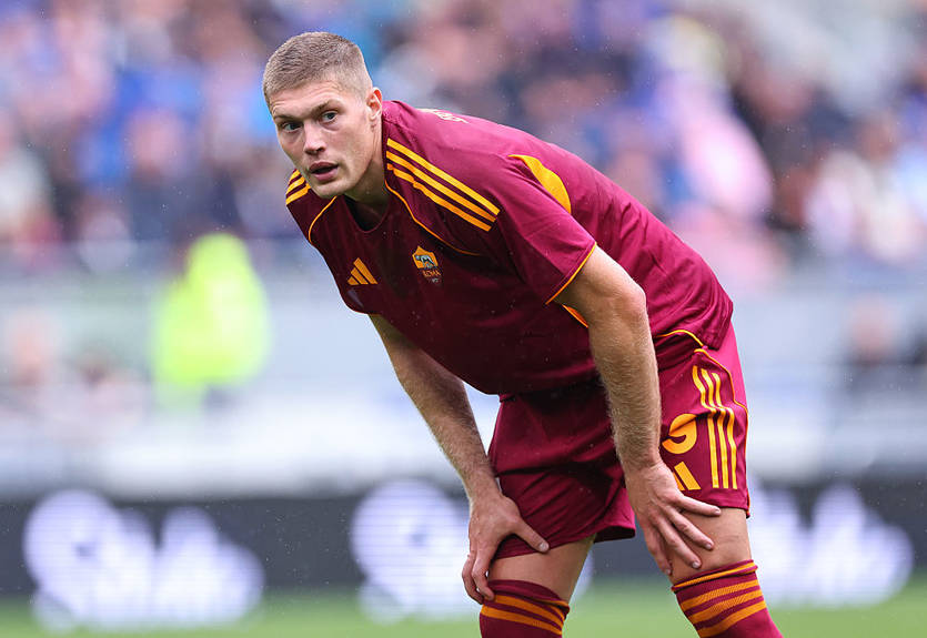 "Забули і рухаємося вперед": Довбик розповів, у якому клубі міг опинитися влітку "Забули і рухаємося вперед": Довбик розповів, у якому клубі міг опинитися влітку