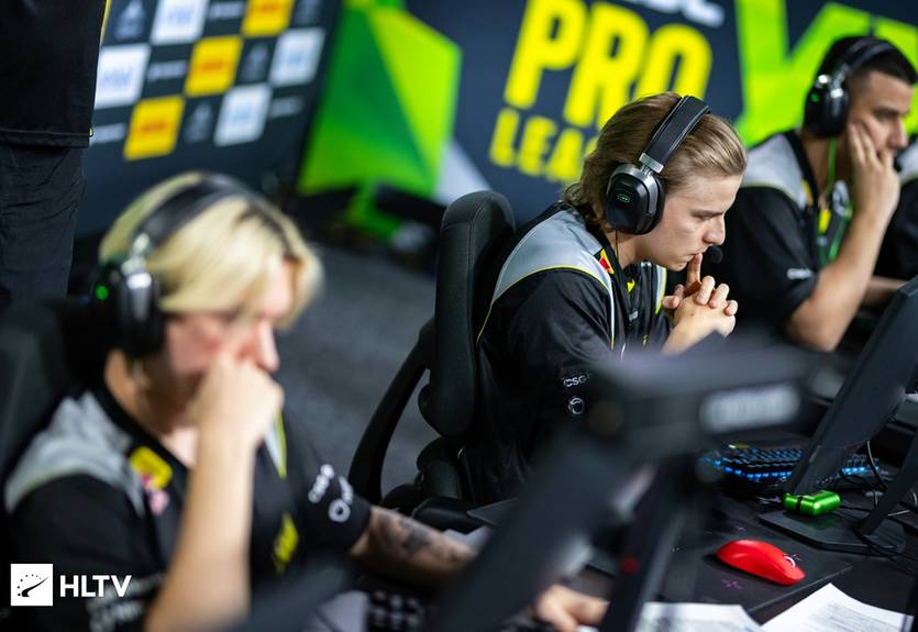 NaVi ганебно програли останню карту і фінал загалом