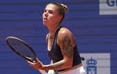 Олейникова разгромила соперницу и вышла во второй круг турнира во Флорианополисе