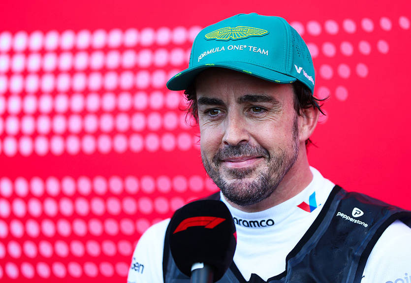 Алонсо поддержал Ферстаппена в борьбе за пятый титул