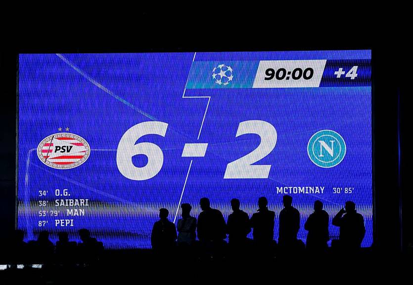 Провал Наполи в матче Лиги чемпионов с ПСВ стал антирекордным Провал Наполи в матче Лиги чемпионов с ПСВ стал антирекордным