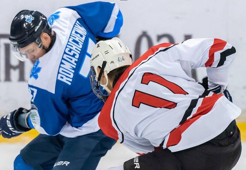 Матч чемпионата Украины по хоккею перенесли из-за последствий ракетной атаки россиян