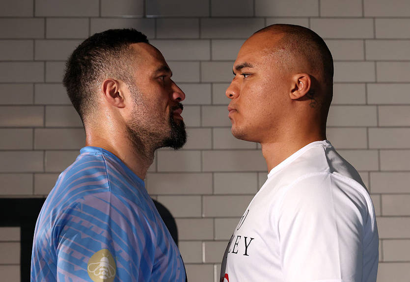 Паркер та Вордлі провели відкрите тренування та влаштували битву поглядів Паркер та Вордлі провели відкрите тренування та влаштували битву поглядів