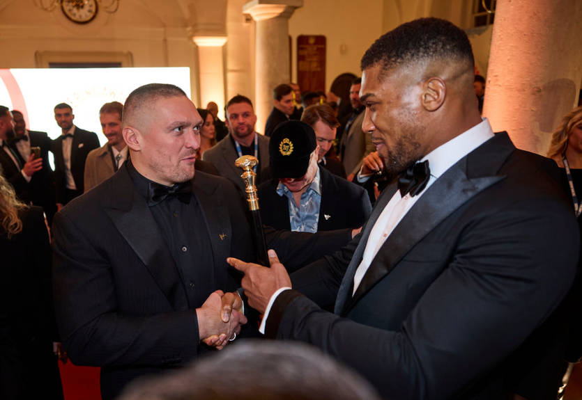 "Уже дважды меня побеждал": Джошуа ответил, возможен ли третий бой с Усиком