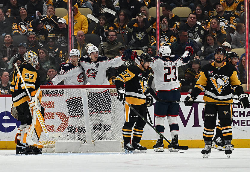 НХЛ: Питтсбург неожиданно уступил Коламбусу, а Флорида разгромила Вегас НХЛ: Питтсбург неожиданно уступил Коламбусу, а Флорида разгромила Вегас