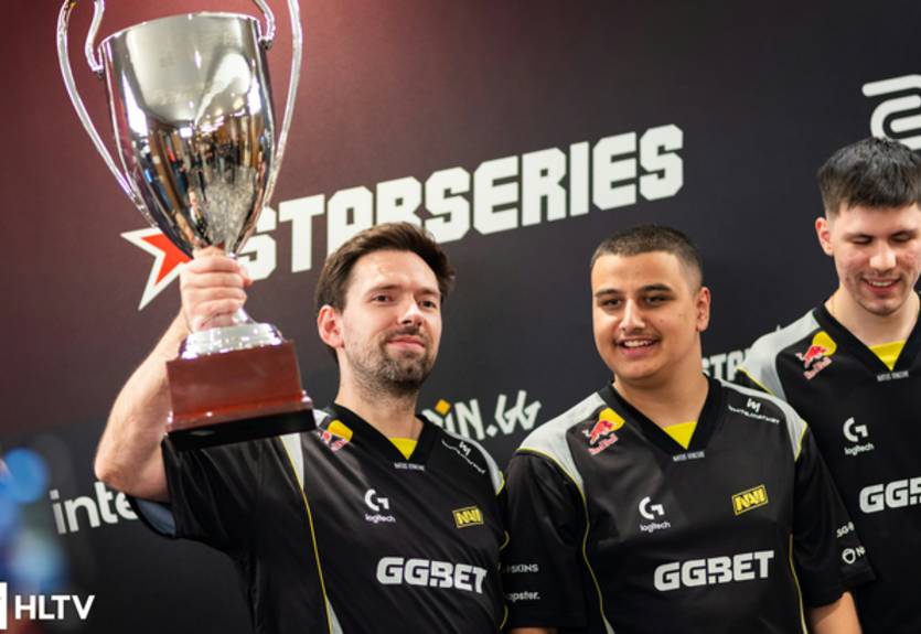 Кіберспортивний аналітик - про NaVi: "Коли всі надії втрачені, вони дають гідну відсіч кому завгодно" Кіберспортивний аналітик - про NaVi: "Коли всі надії втрачені, вони дають гідну відсіч кому завгодно"