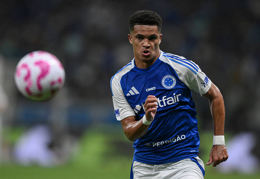 Боруссия Д собралась перехватить цель Шахтера